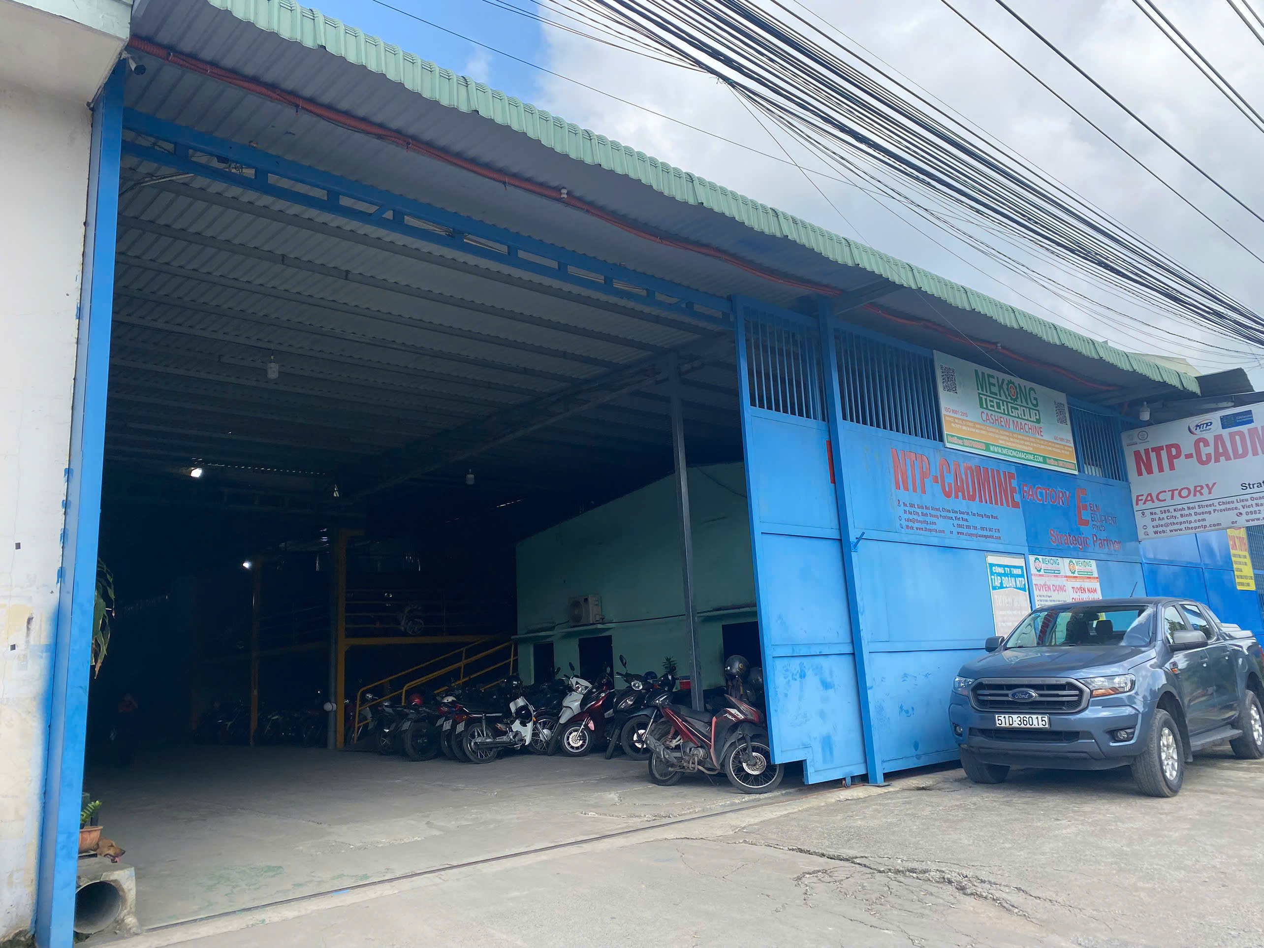 Outer view of gate.jpg